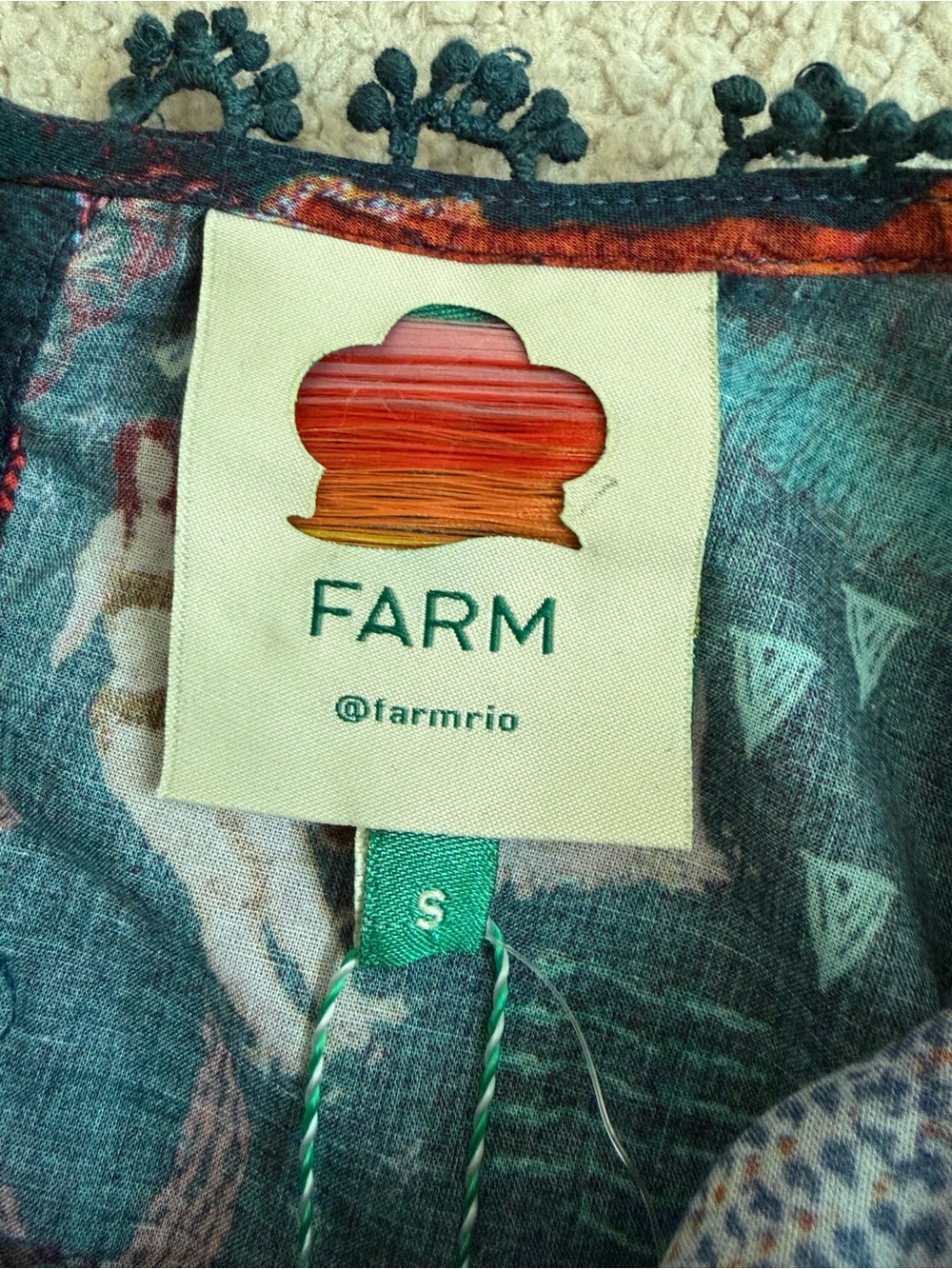 Farm Rio NWT Teal River Creatures Puff Sleeve Blouse Floral Embroidered Size S - Picture 9 of 15